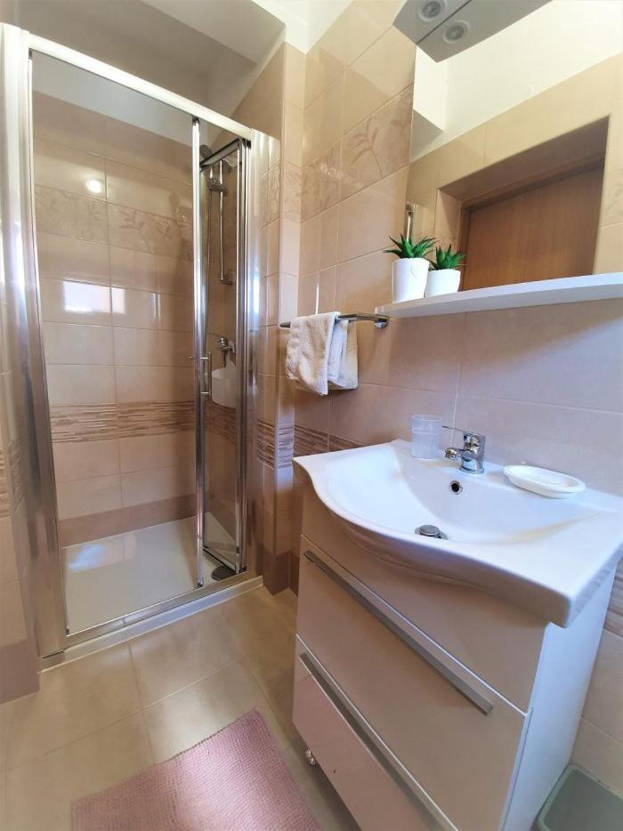 Apartments & Rooms Ivana Ровинь Номер фото